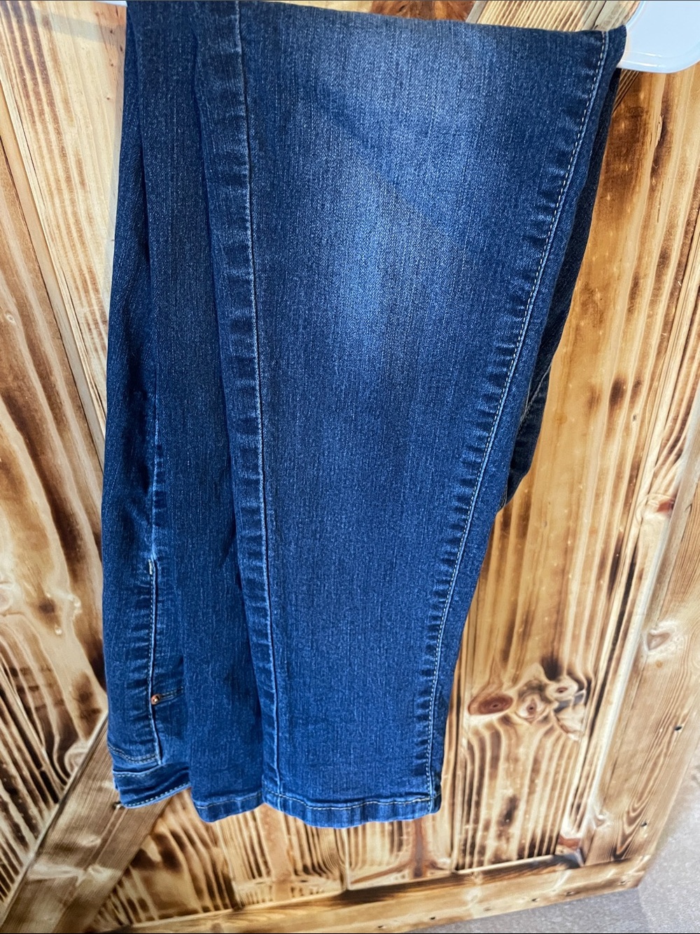 Women’s Dark Blue Stretch Denim Jeans